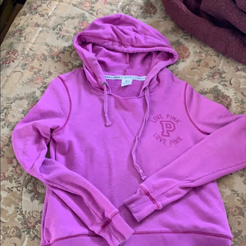 Pink sweater 💜